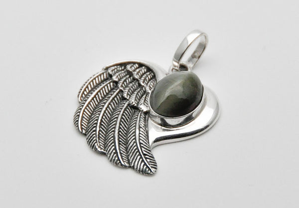 Nighteagle Pendant Cat Eye Silber Anhänger Flügel, Ethnischer Schmuck, Tribalschmuck, Talisman, Eule Adler Jaguar Native Schmuck